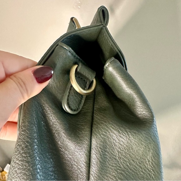 Antik Kraft Dark Green Leather Adjustable Backpack Bag Purse - Picture 9 of 11